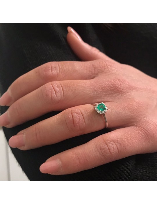 Picca Woman Ring - in 18K White Gold with Natural Diamonds and 1.07 ct Emerald - 0