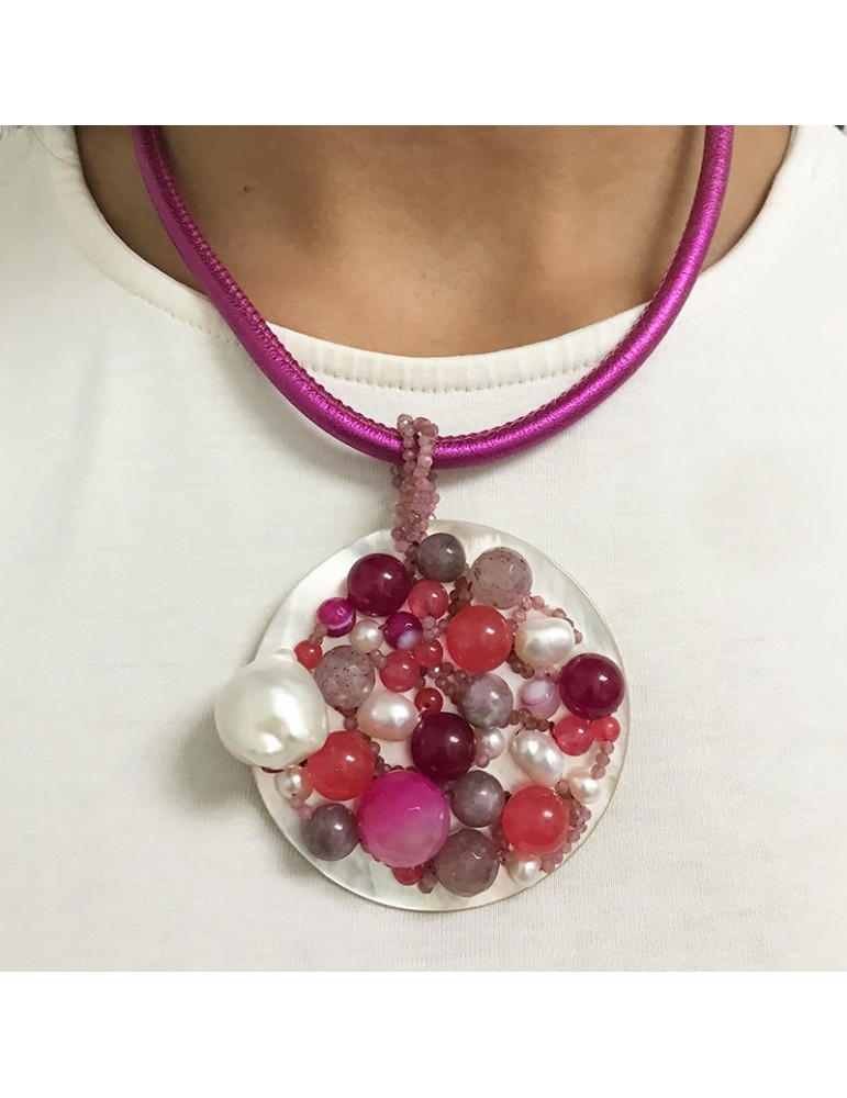 Rajola Woman's Necklace - Tresor Medallion Pendant with Pearls, Jade and Agate - 0