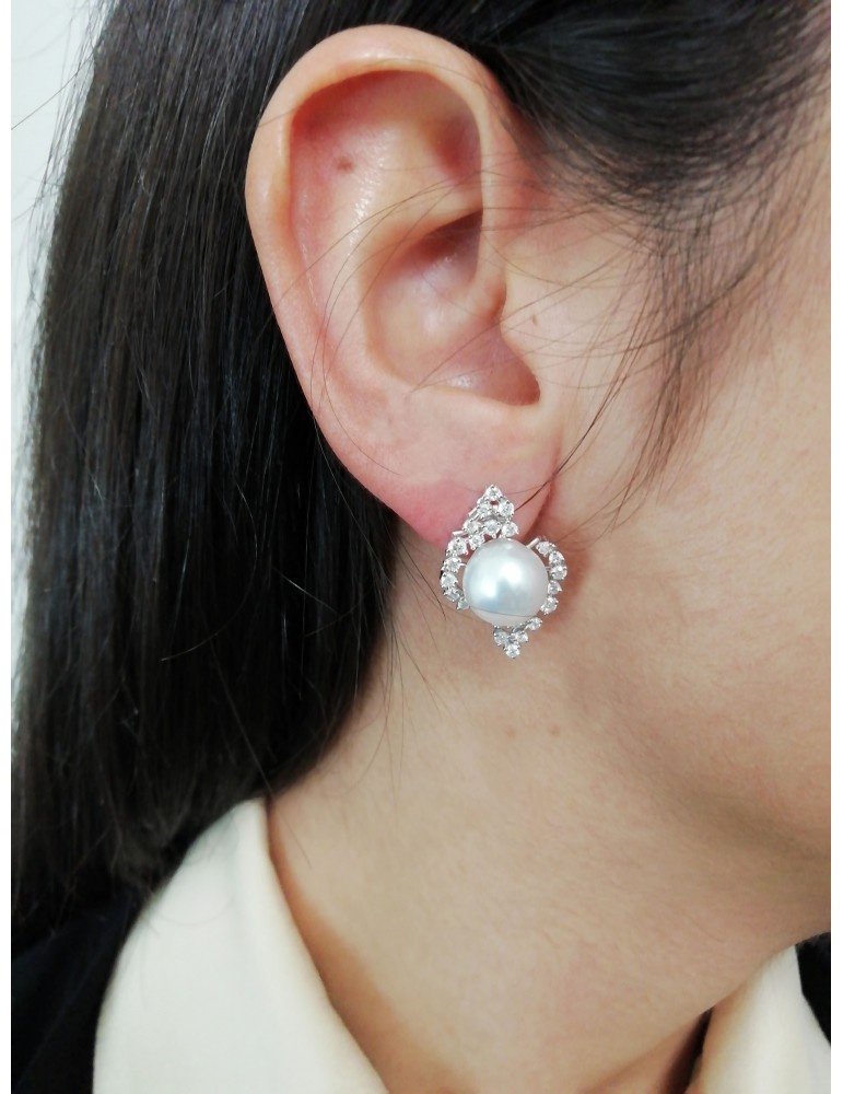 Coscia Earrings - in 18K White Gold with Australian Pearls and 1.08 Ct Diamonds - 0