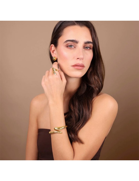 Etruscan Bracelet -Golden-Contrariè-Hammered Surface-WSET00887.YG