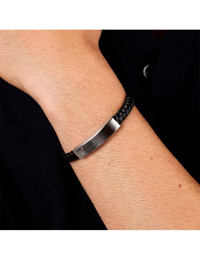 Bracciale Maserati - Pelle Riciclata Nera -Targa in Acciaio-JM525AVE34